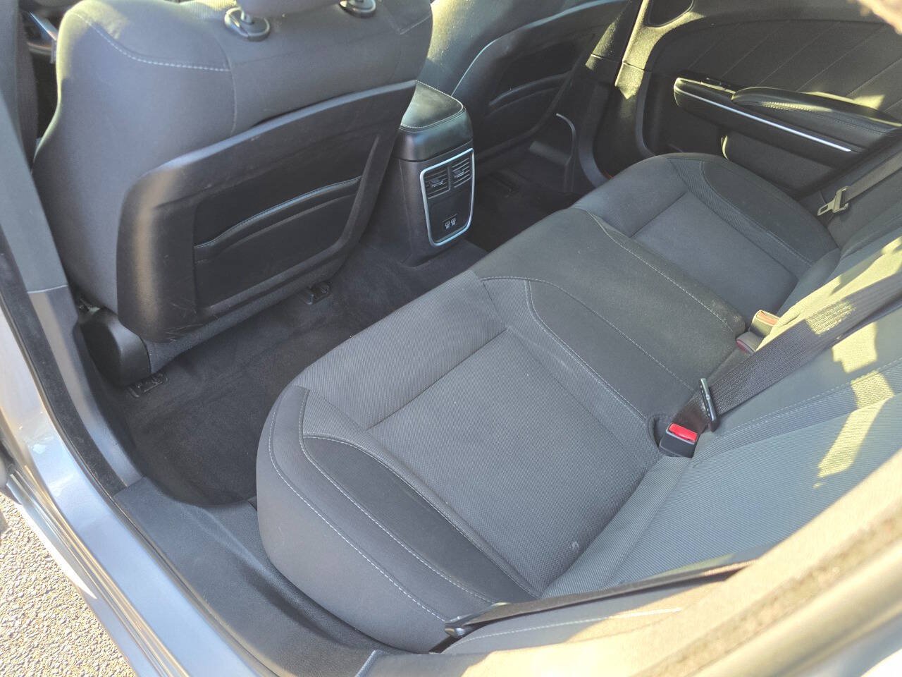 Used 2015 Dodge Charger SXT w/ Rallye Group AWD/4WD image 21