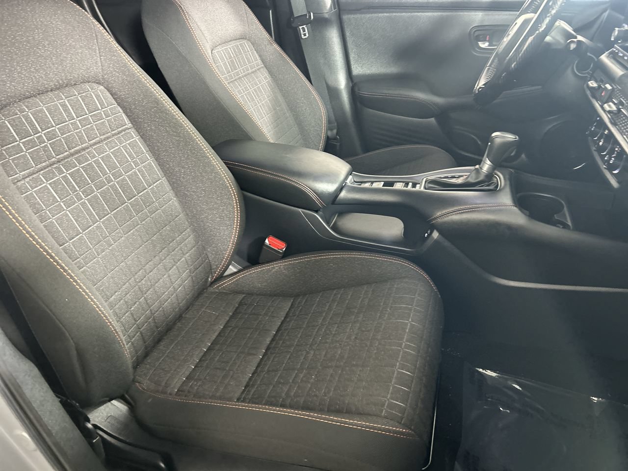 Used 2025 Honda HR-V Sport image 26
