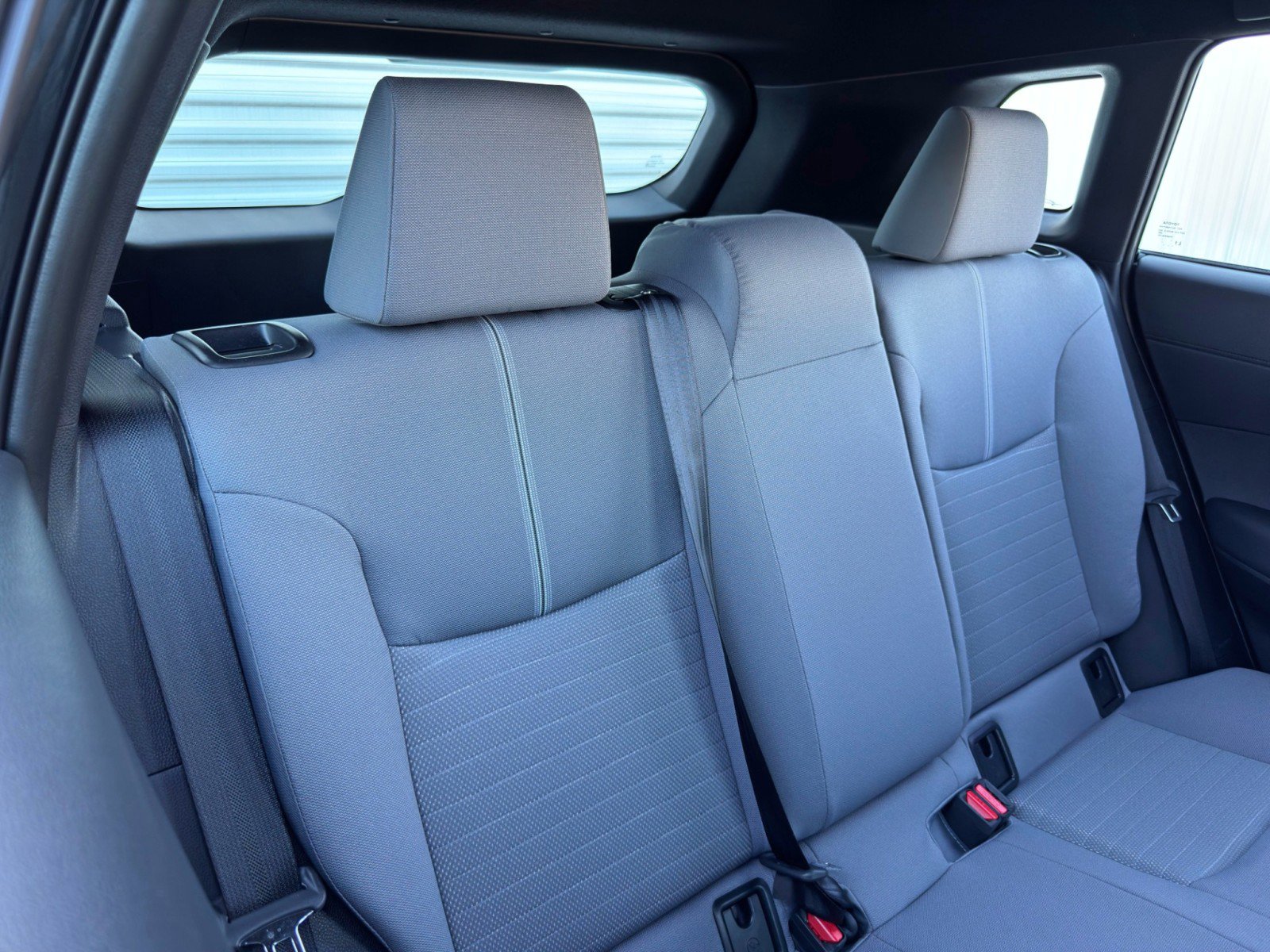 Used 2025 Toyota Corolla Cross AWD Hybrid image 33