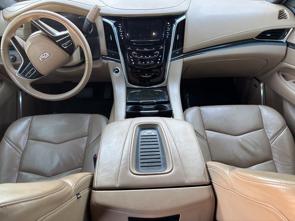 Used 2018 Cadillac Escalade ESV Platinum image 12