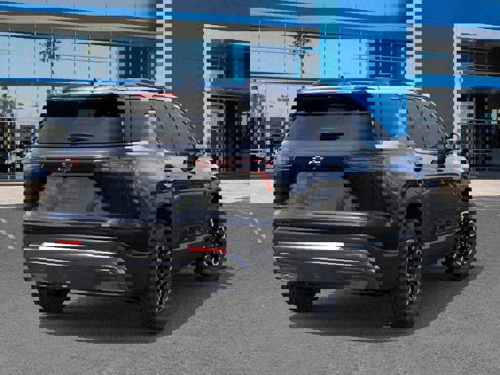 New 2026 Chevrolet Equinox ACTIV w/ Convenience Package III image 4