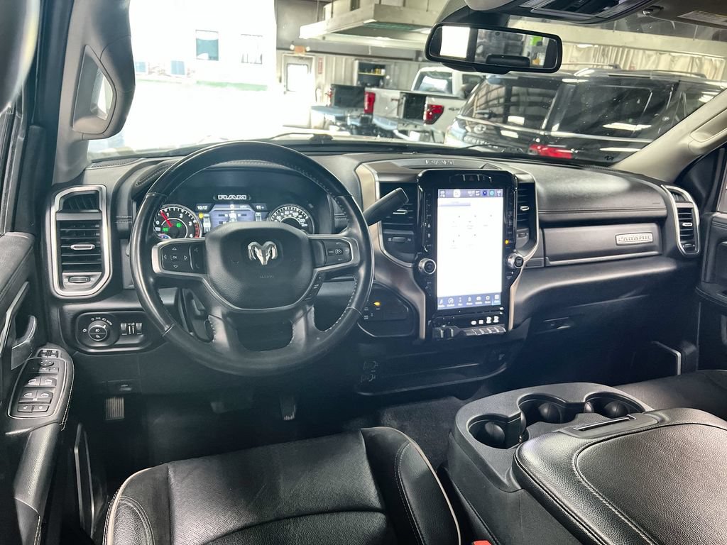 Used 2024 RAM 2500 Laramie AWD/4WD image 18