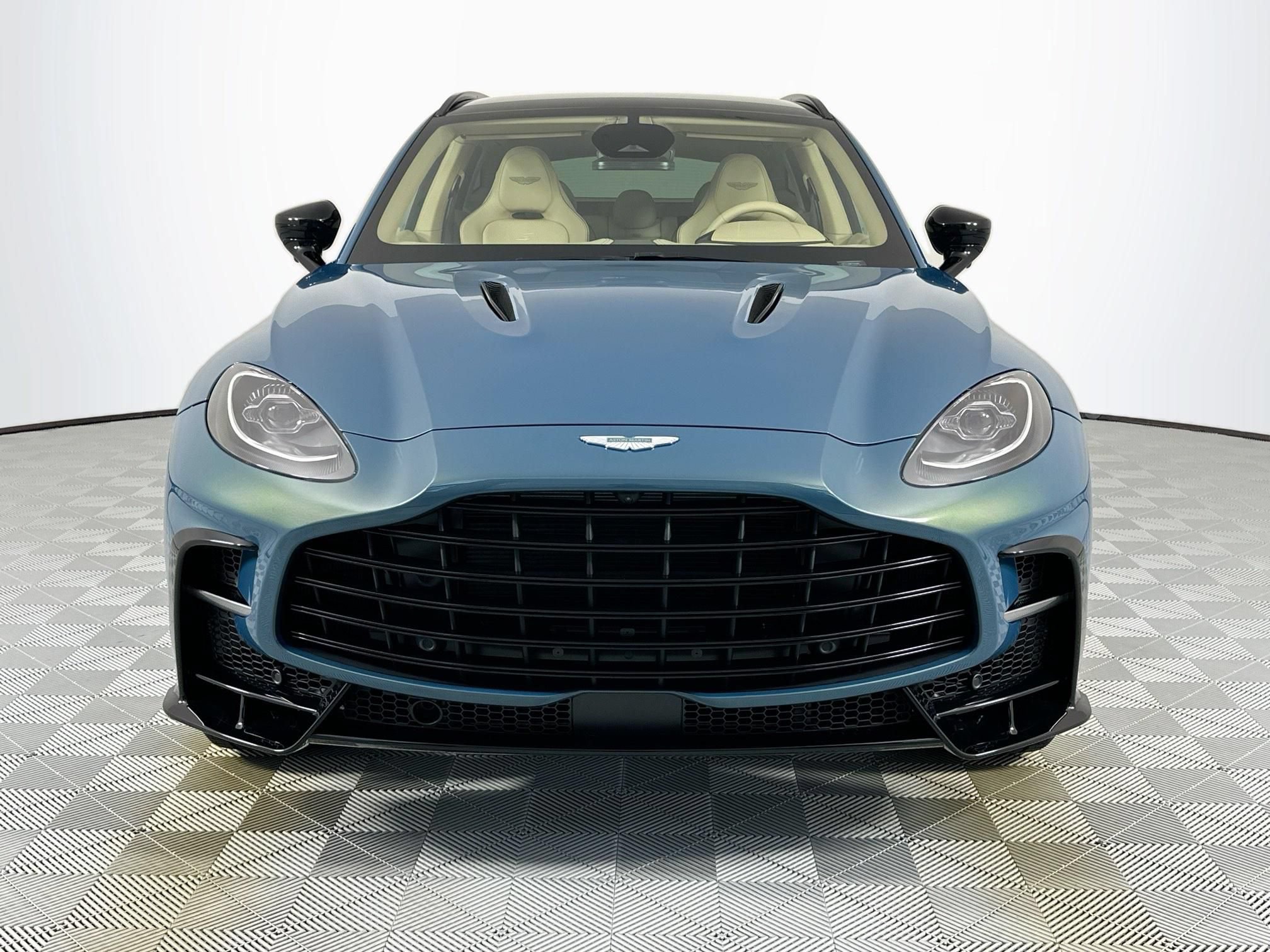New 2026 Aston Martin DBX S AWD/4WD image 2