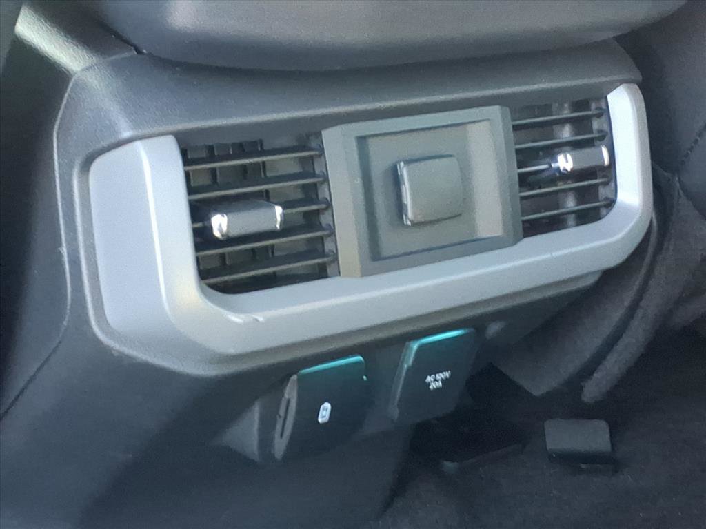 Used 2024 Ford F150 Lariat w/ Mobile Office Package image 33