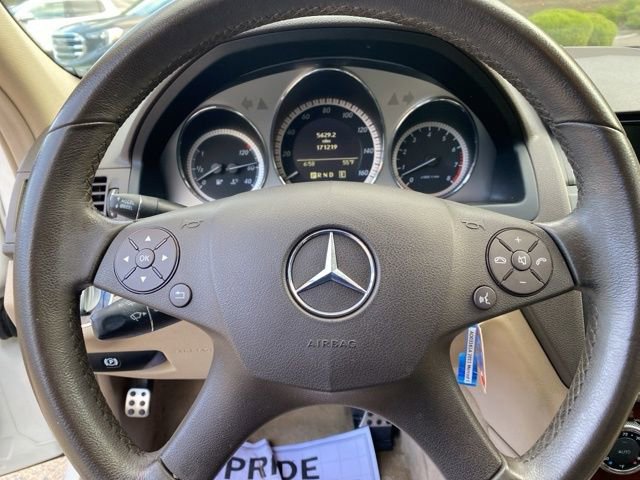 Used 2011 Mercedes-Benz C 300 4MATIC Sedan image 8