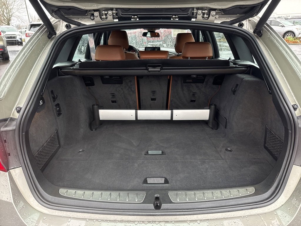 Used 2017 BMW 330i xDrive Wagon w/ Premium Package image 19