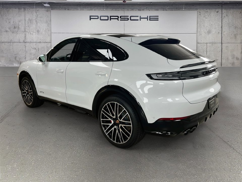 New 2026 Porsche Cayenne GTS AWD/4WD image 3