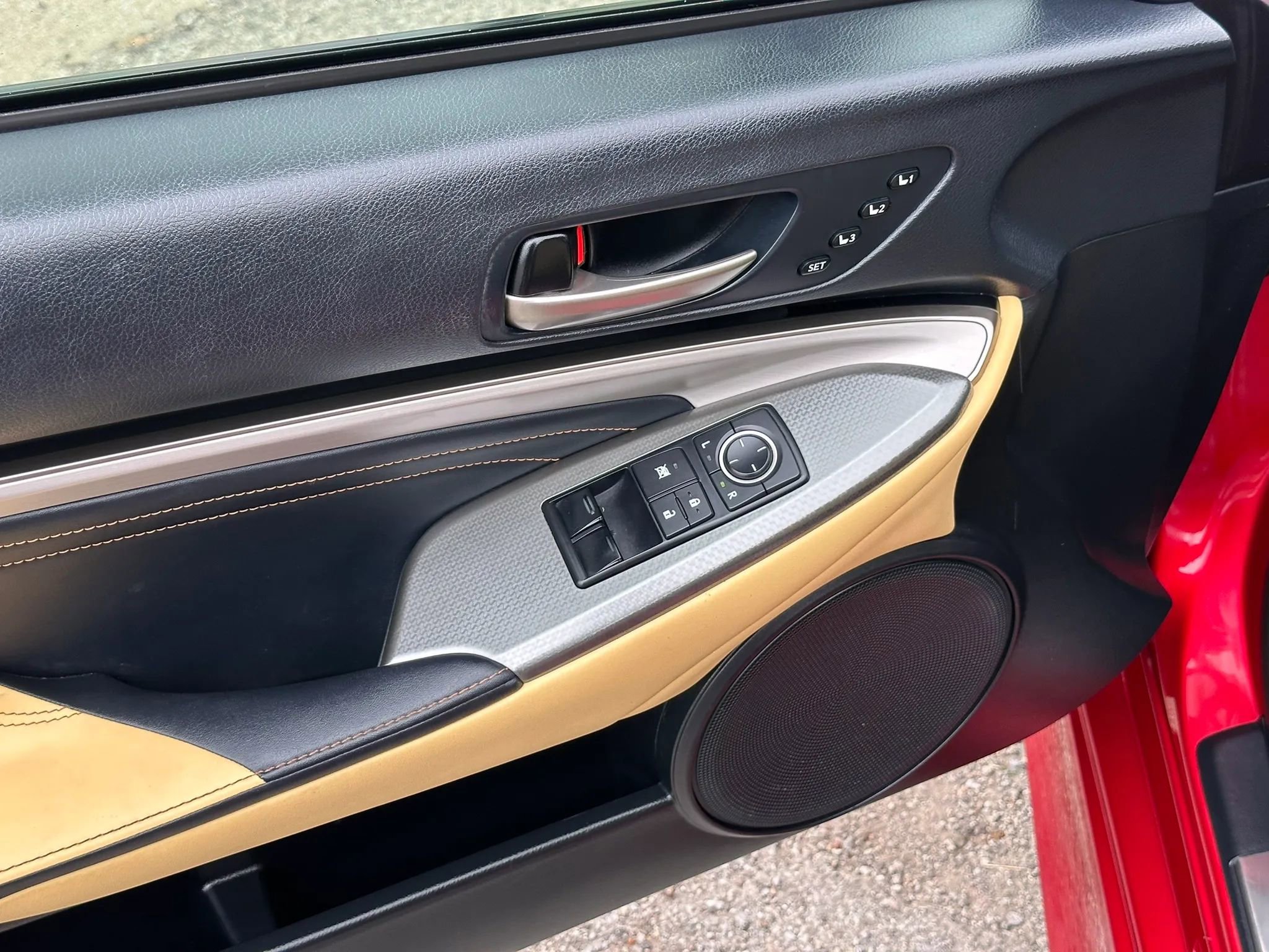 Used 2016 Lexus RC 350 image 11