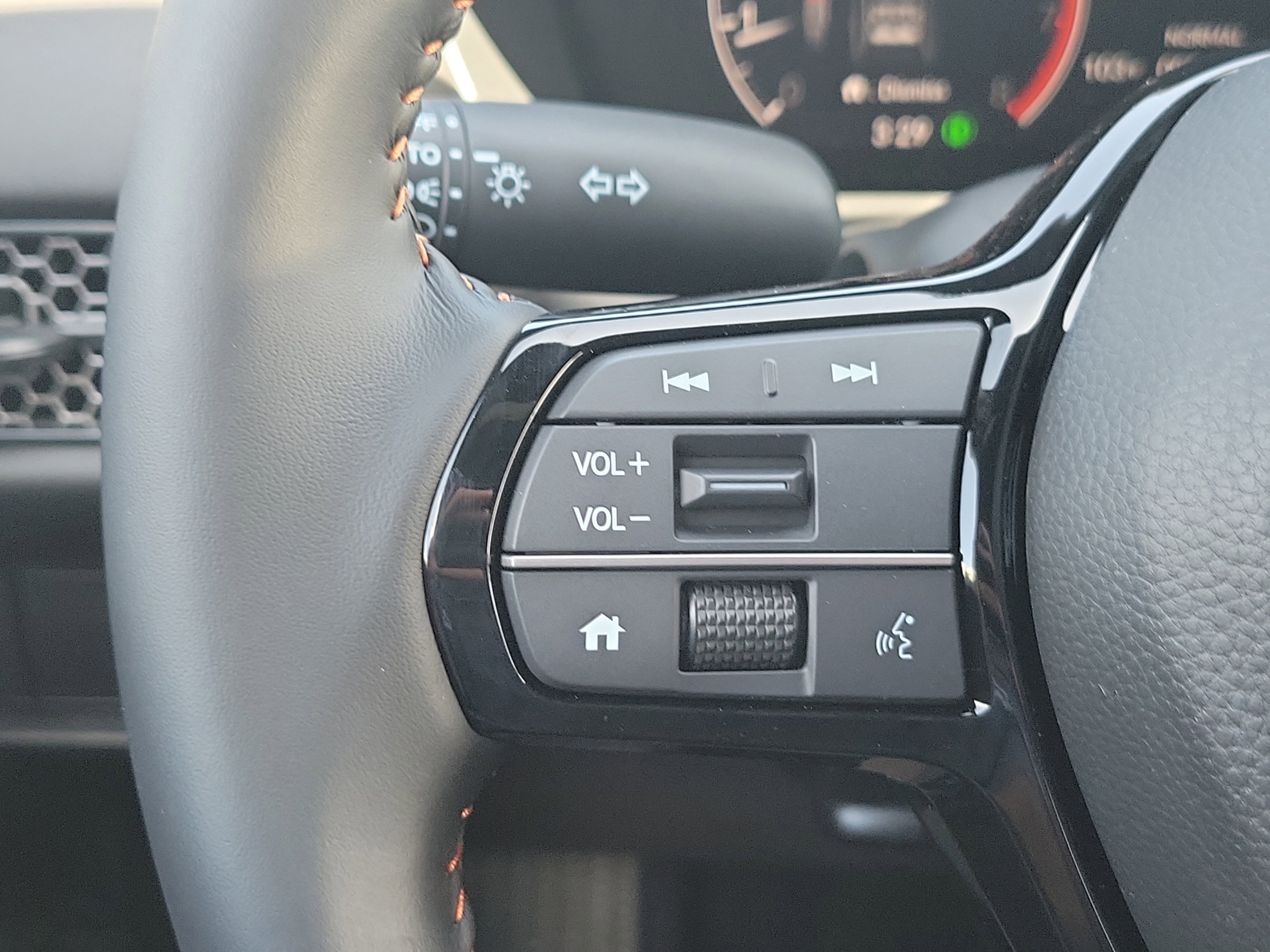 New 2026 Honda HR-V Sport image 23