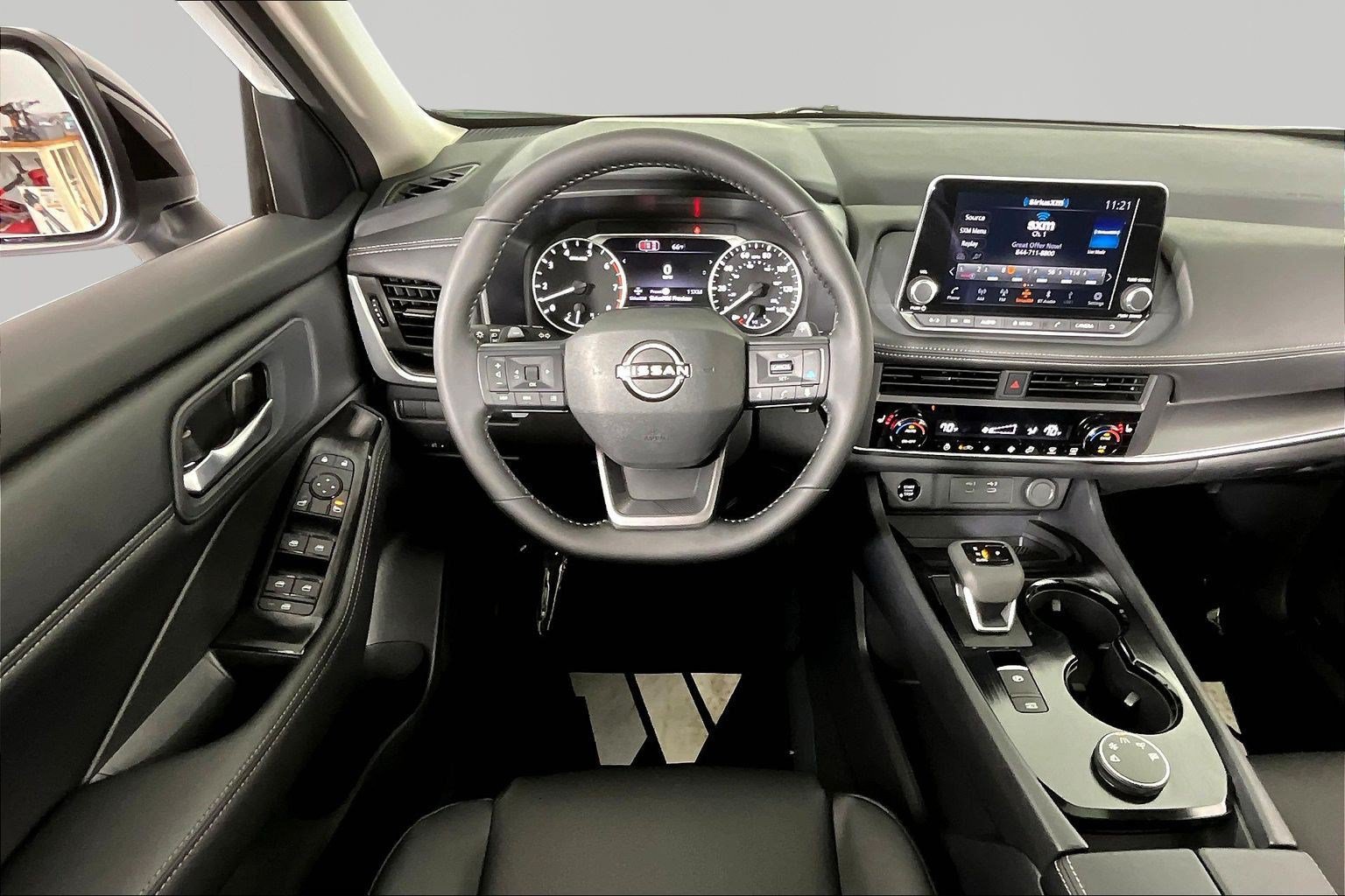 New 2026 Nissan Rogue Dark Armor AWD/4WD image 9
