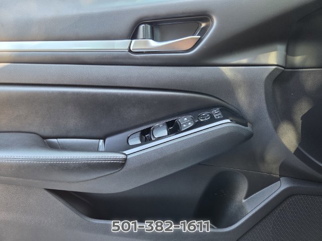 Used 2023 Nissan Altima 2.5 SV FWD image 34