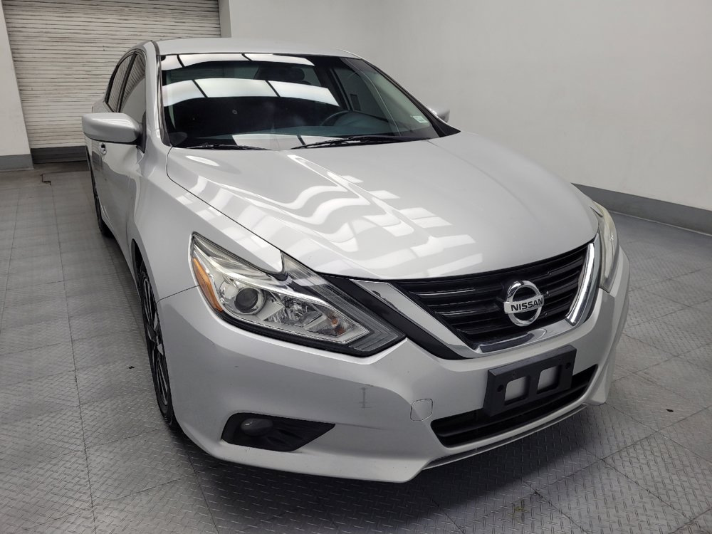 Used 2018 Nissan Altima 2.5 SV FWD image 14