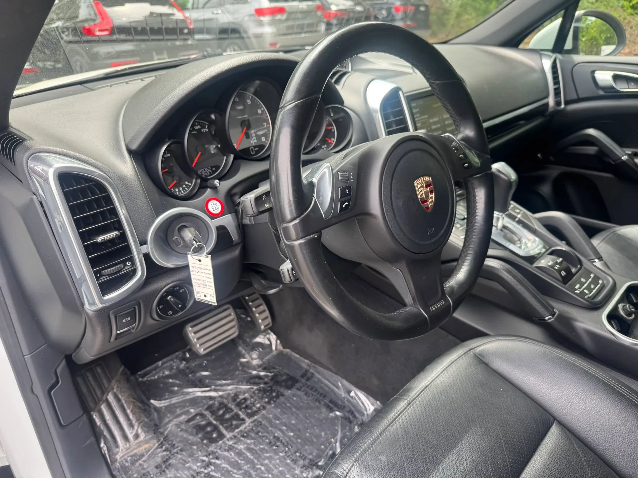 Used 2013 Porsche Cayenne S AWD/4WD image 16