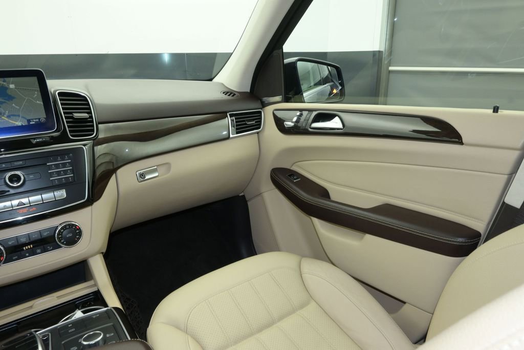 Used 2017 Mercedes-Benz GLE 350 4MATIC image 27