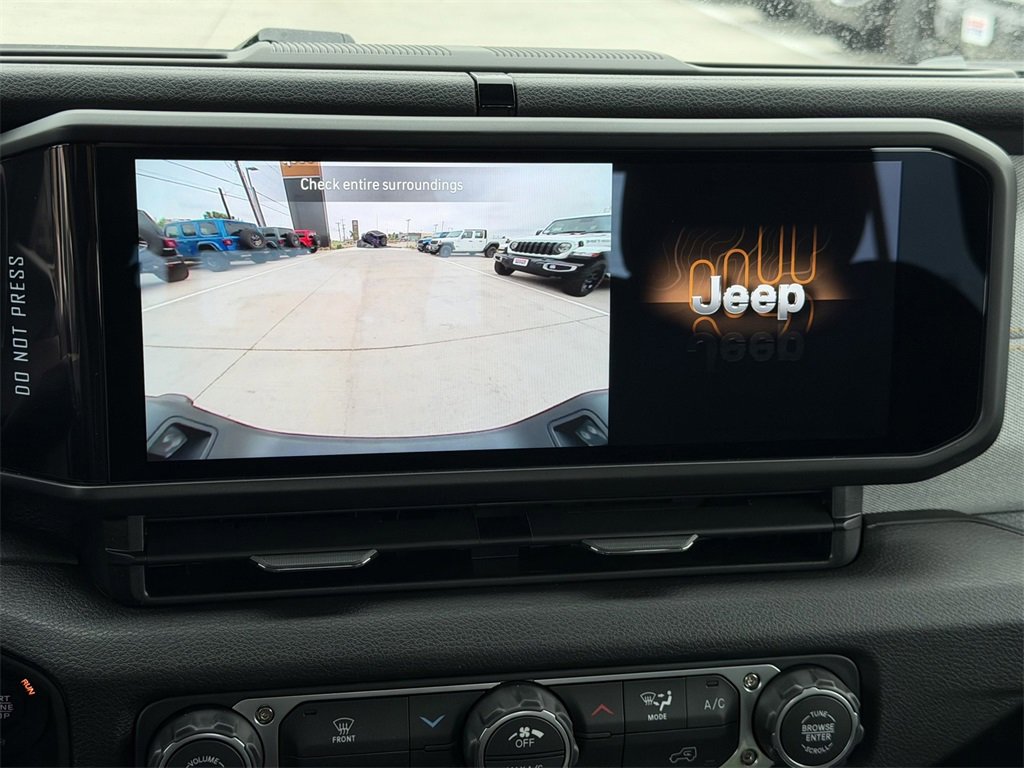 New 2026 Jeep Gladiator Sport image 16