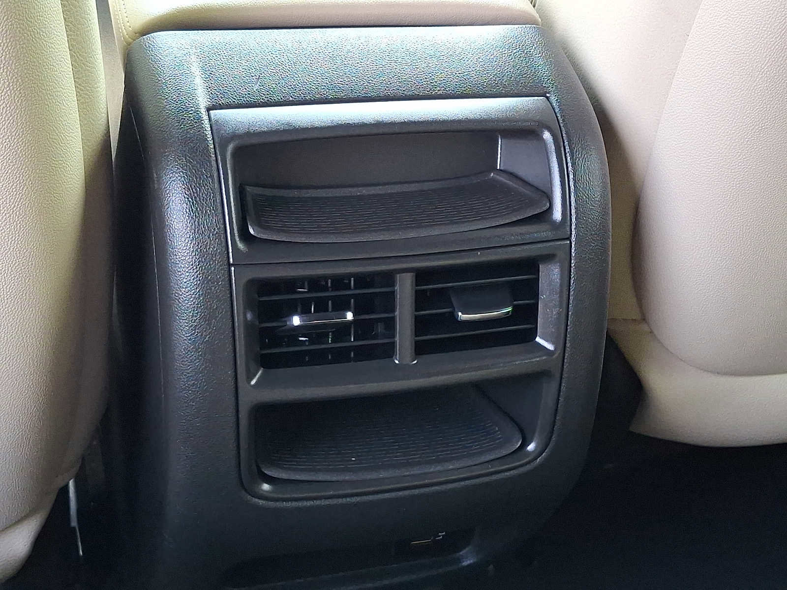 Used 2017 Cadillac XT5 FWD image 11