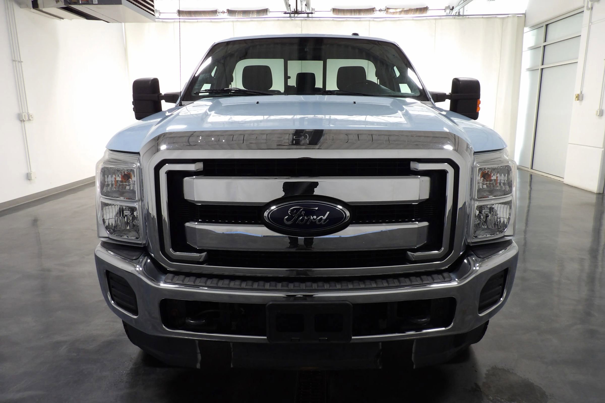 Used 2015 Ford F250 XLT w/ XLT Interior Package image 3