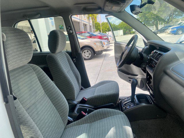 Used 2001 Suzuki Vitara JLS image 13