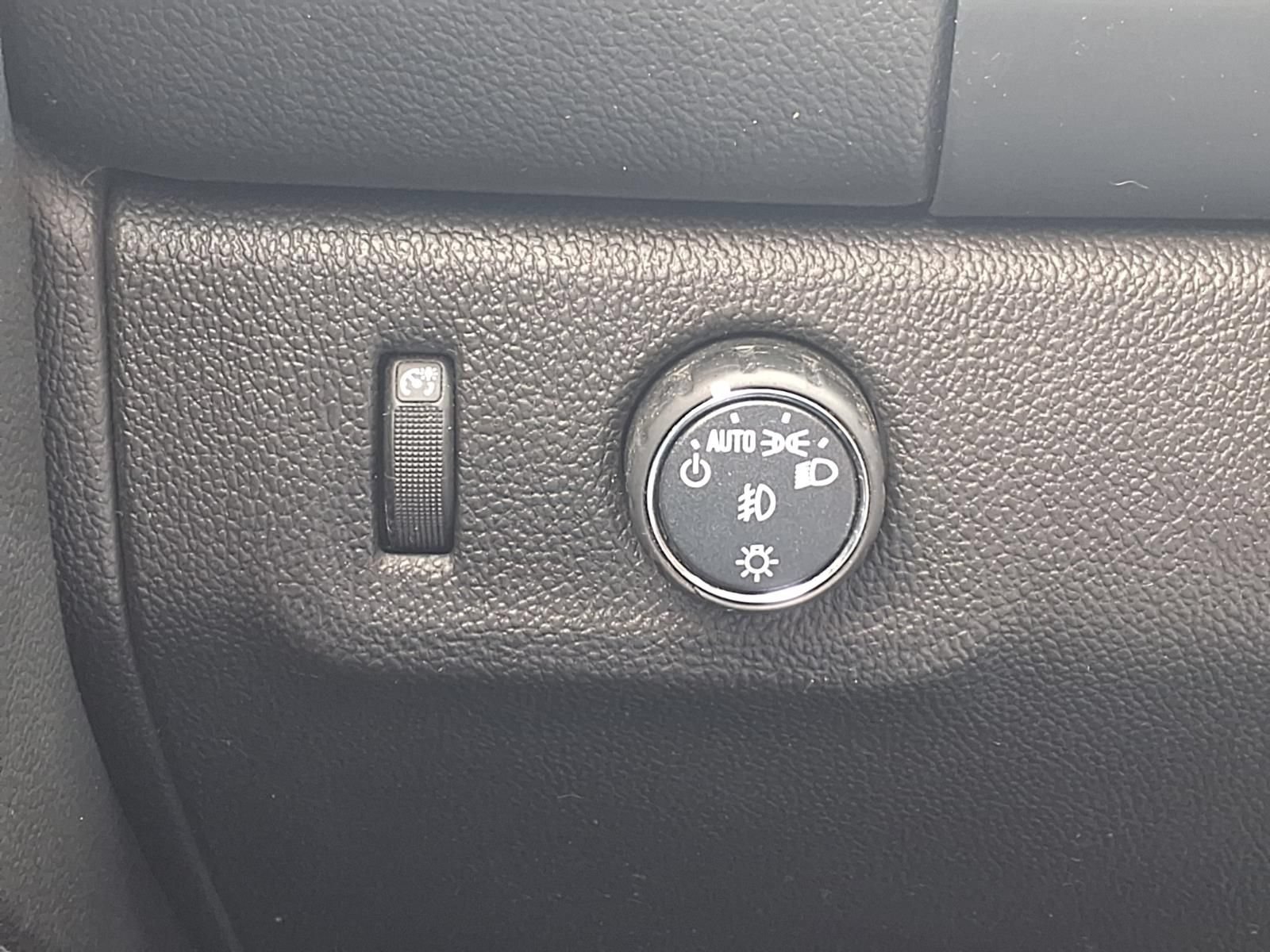 Used 2019 GMC Canyon SLE w/ Elevation Edition RWD image 20