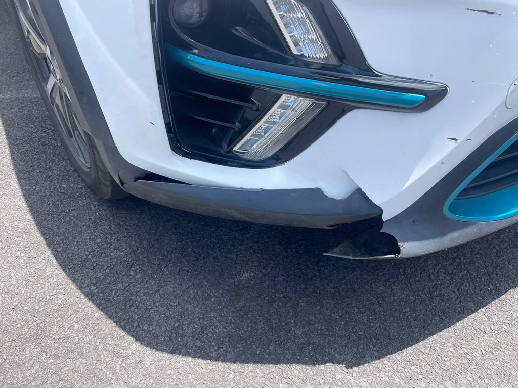 Used 2022 Kia Niro EX Premium FWD image 4