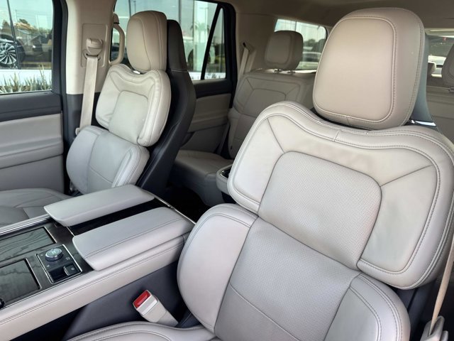 Certified 2024 Lincoln Navigator Reserve image 15