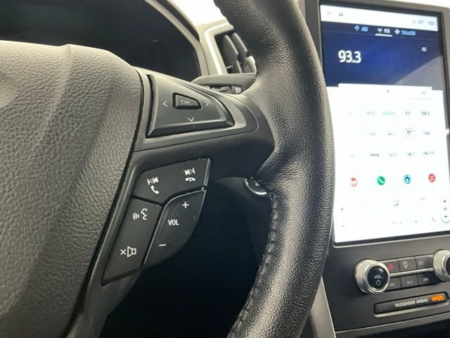 Used 2022 Ford Edge SEL w/ Cargo Accessory Package image 18