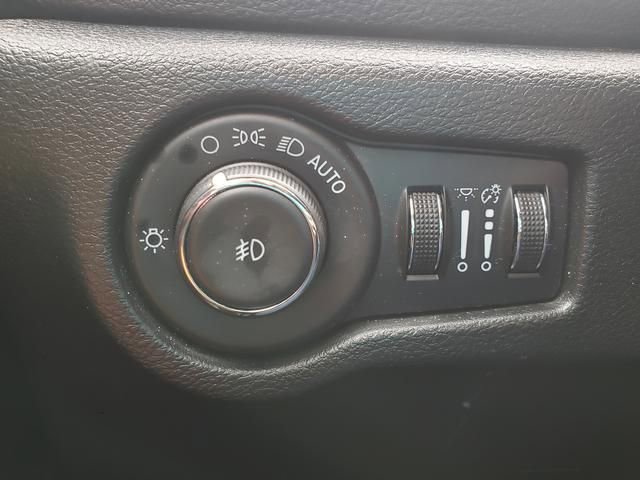 Used 2022 Chrysler Pacifica Pinnacle image 31