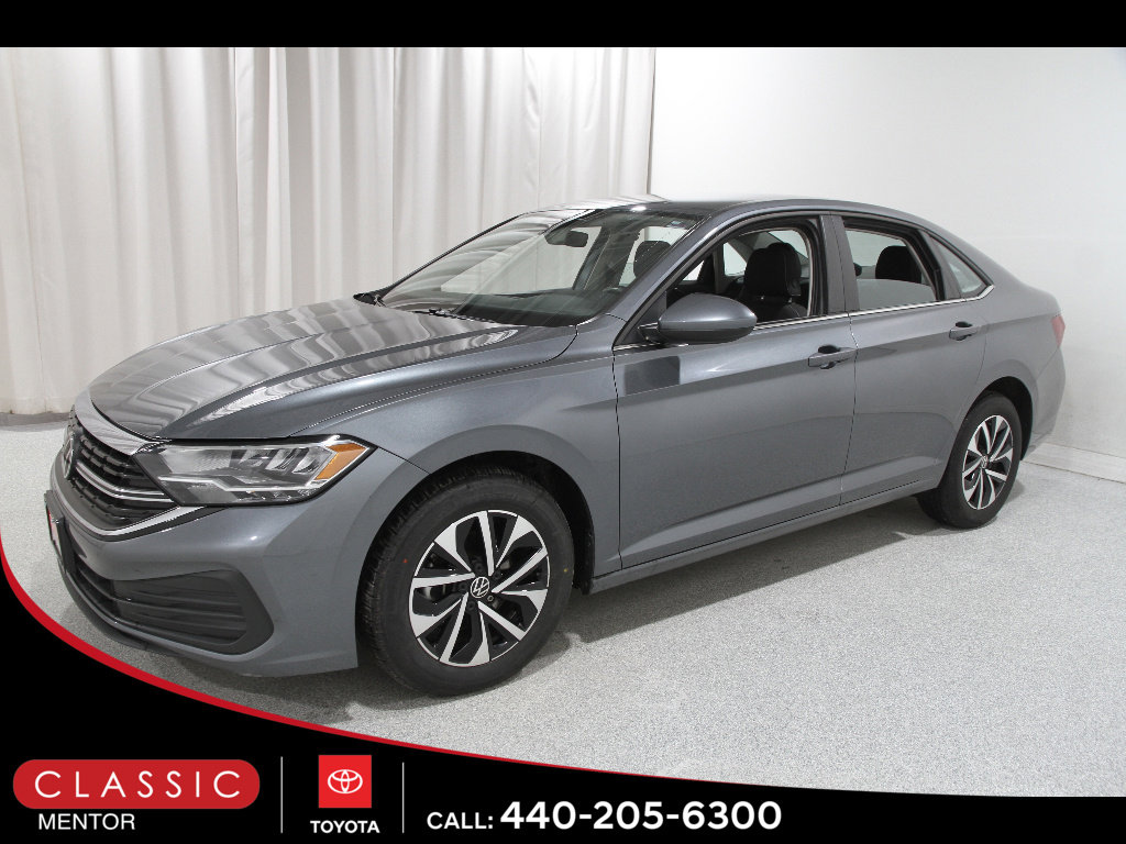 Used 2024 Volkswagen Jetta S image 3