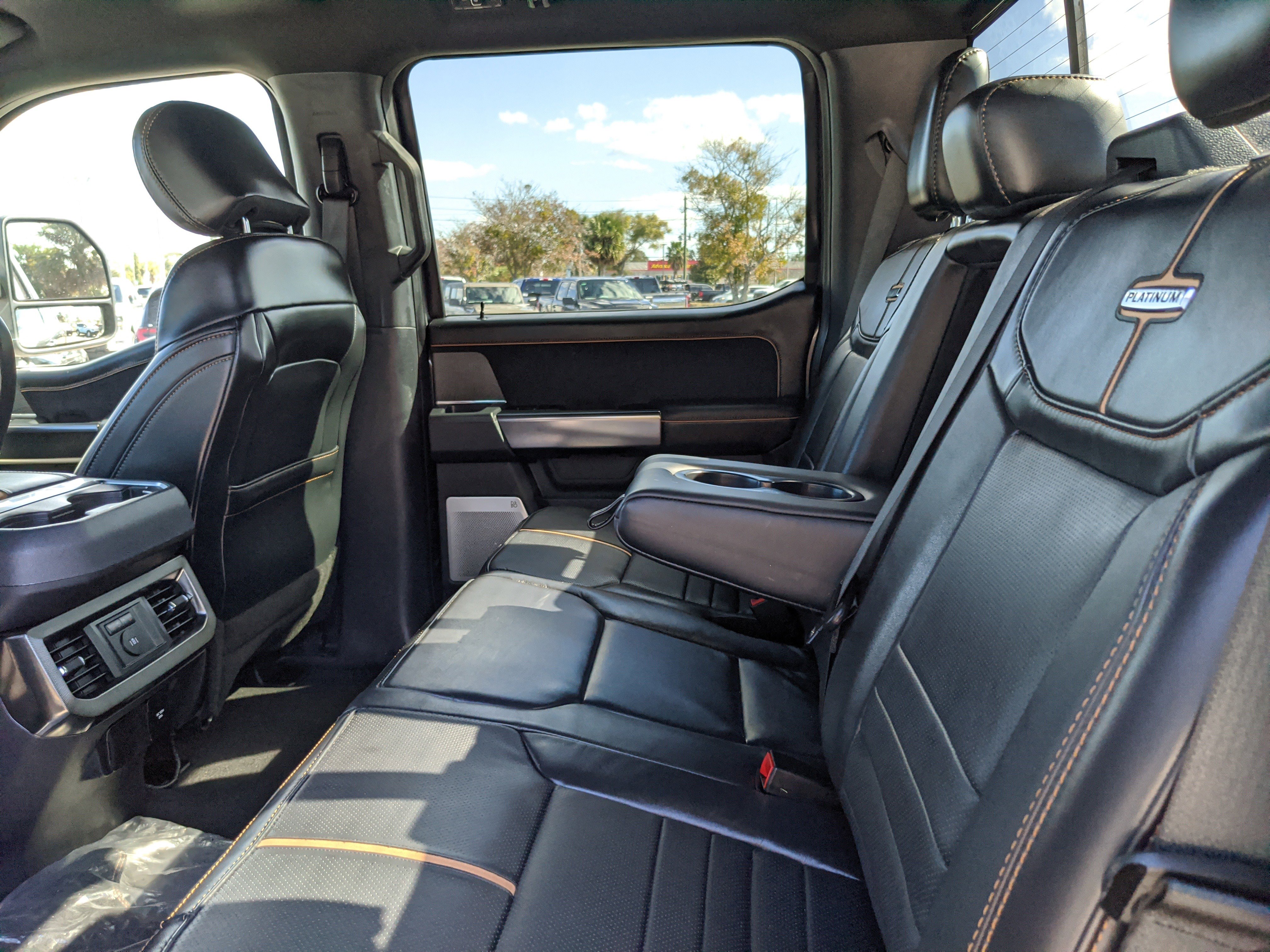 Used 2024 Ford F250 Platinum image 19