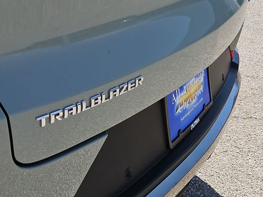 New 2026 Chevrolet TrailBlazer ACTIV w/ Convenience Package FWD image 11