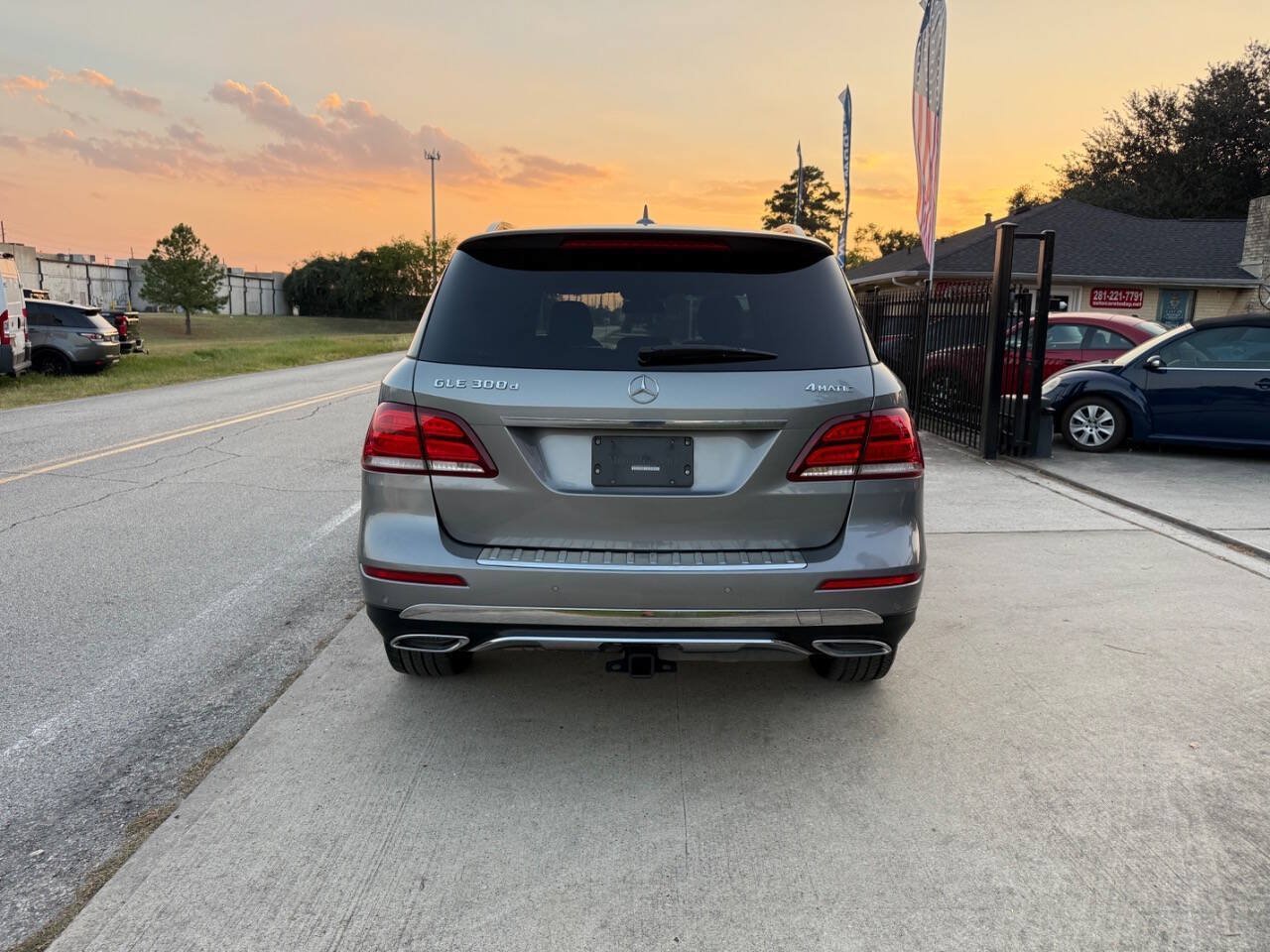 Used 2016 Mercedes-Benz GLE 300d 4MATIC image 9