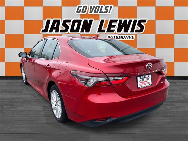 Used 2023 Toyota Camry LE image 5