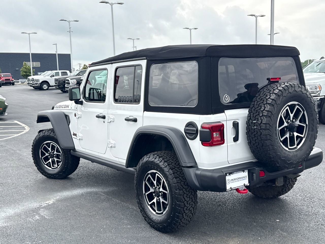 Certified 2024 Jeep Wrangler Unlimited Rubicon w/ Capability Package image 6