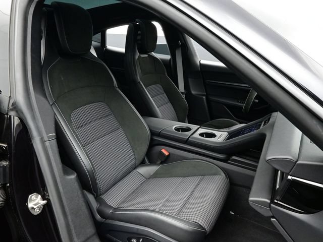 Certified 2025 Porsche Taycan AWD/4WD image 17