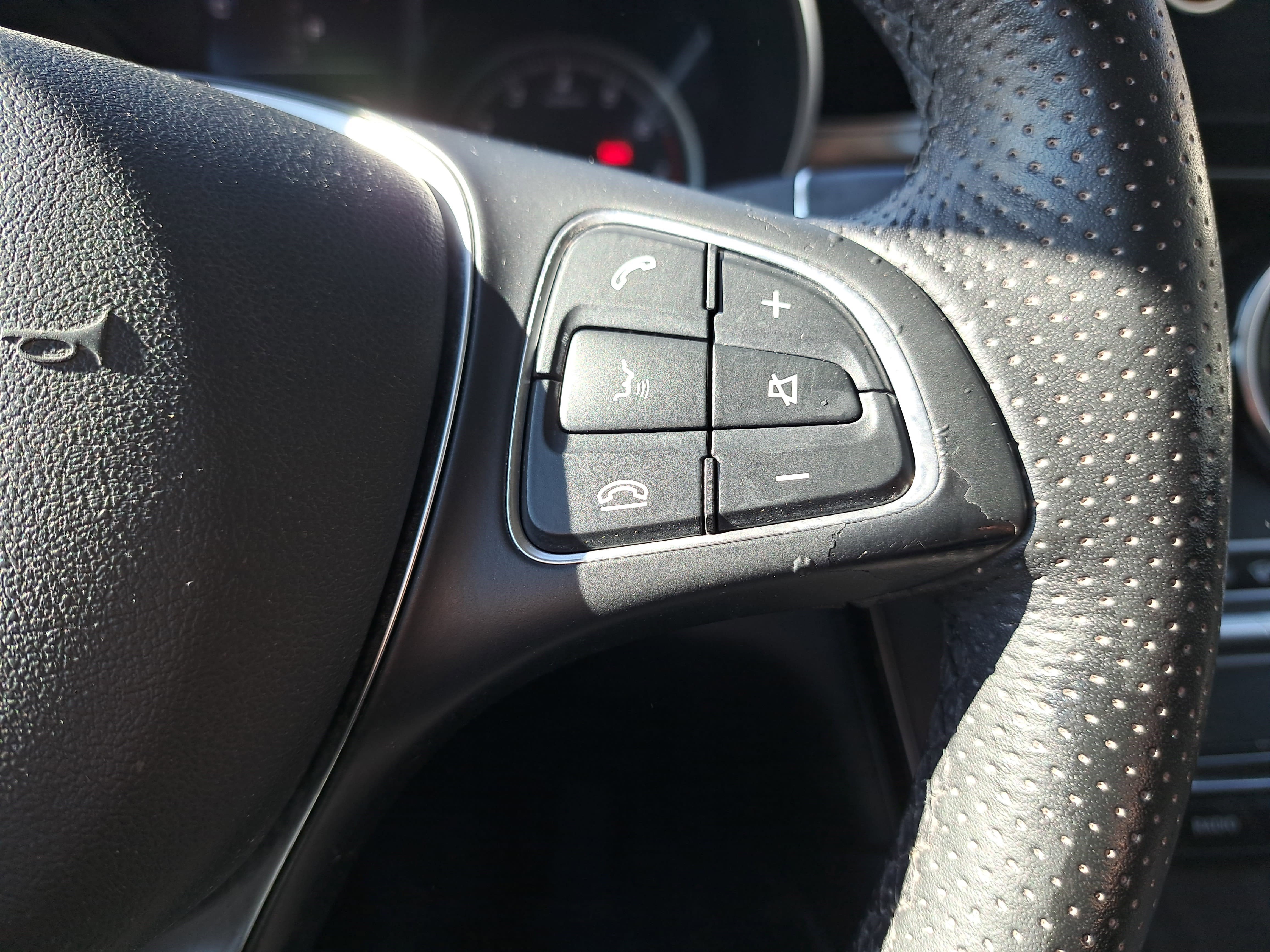 Used 2019 Mercedes-Benz GLC 300 image 19