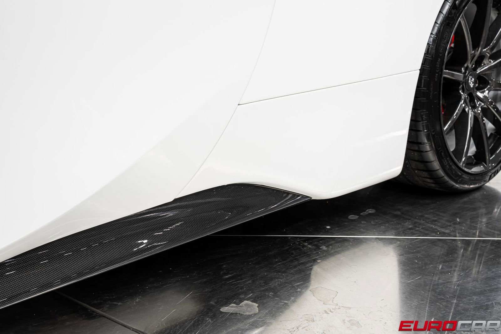 Used 2021 Ferrari SF90 Stradale AWD/4WD image 21