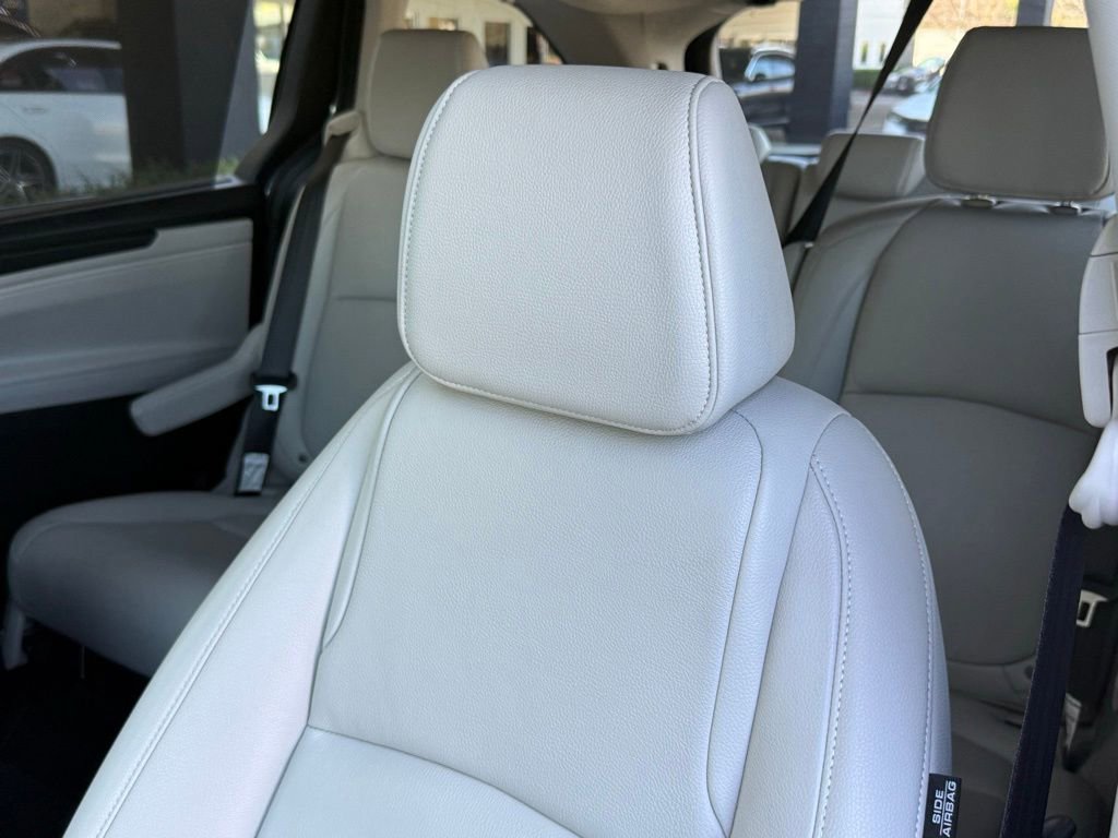 Used 2025 Honda Odyssey EX-L image 3