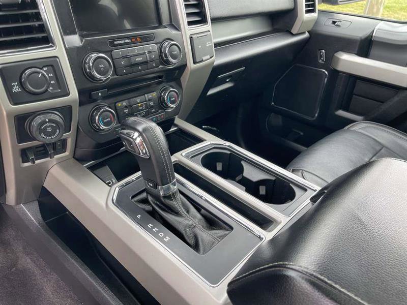 Used 2017 Ford F150 Lariat AWD/4WD image 28