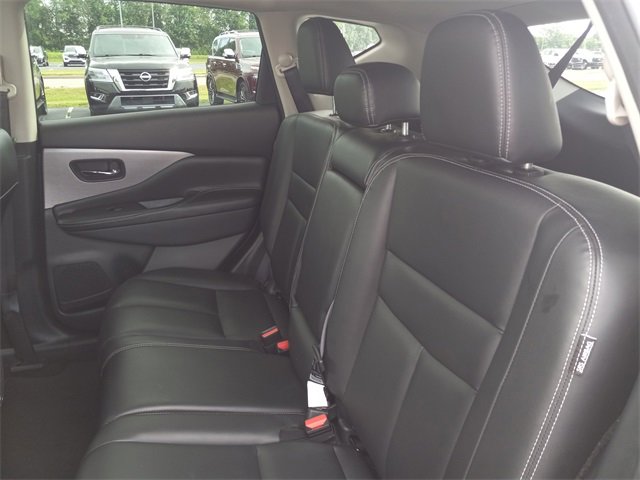 Used 2023 Nissan Murano SV image 13