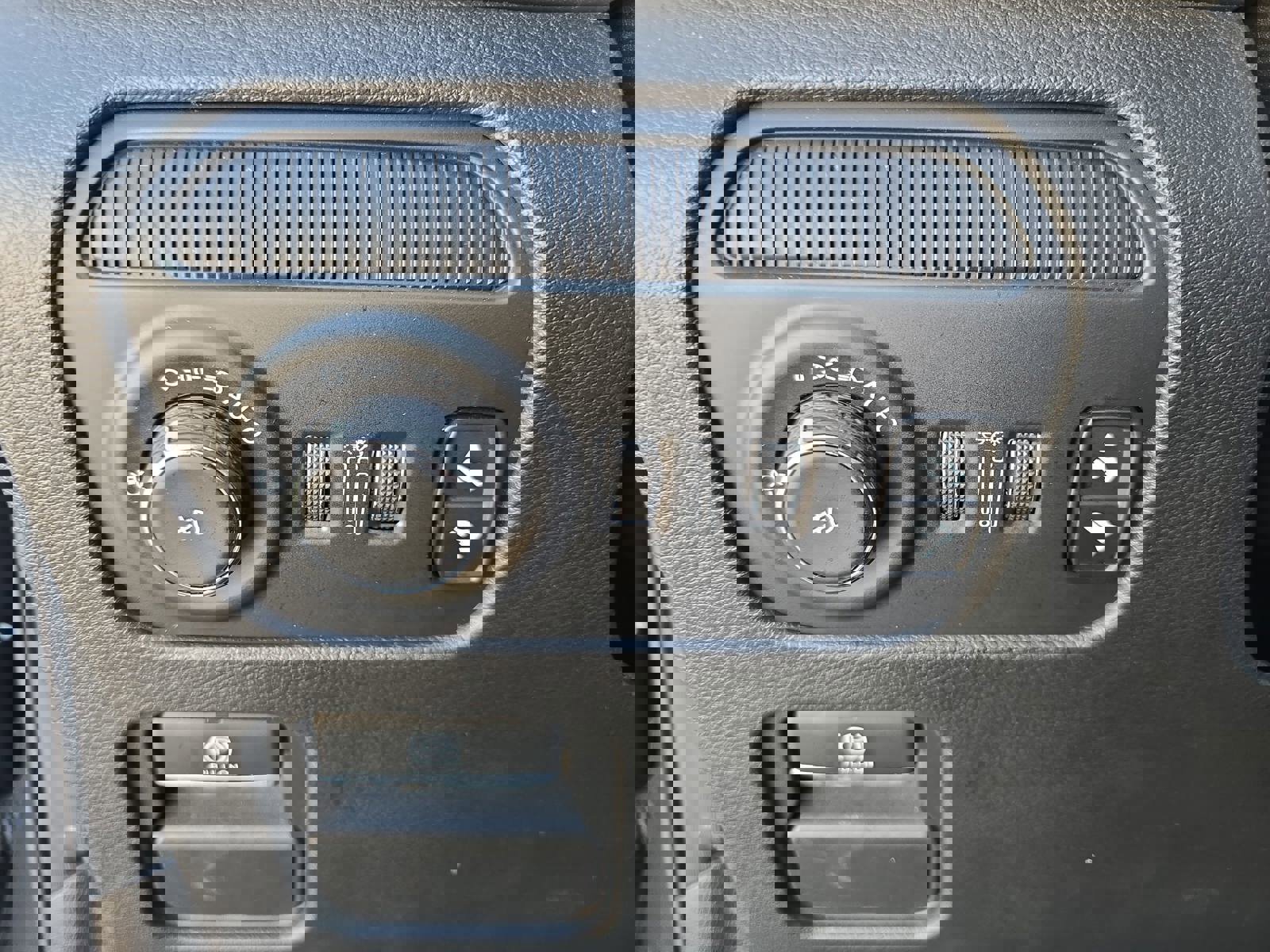 Used 2024 Jeep Wagoneer Series II image 28