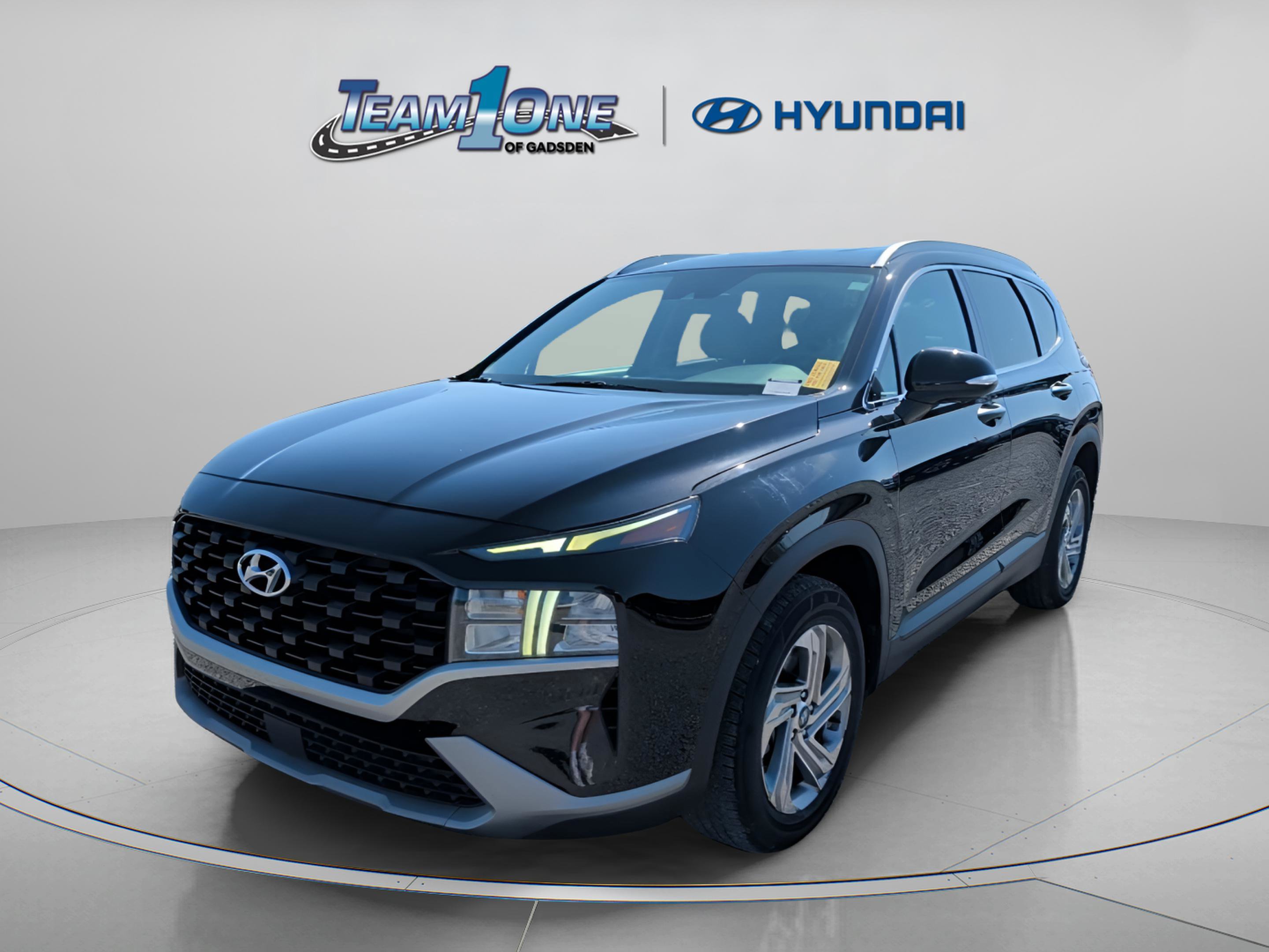 Used 2023 Hyundai Santa Fe SEL FWD image 4