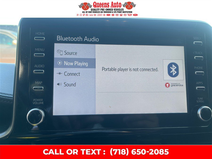 Used 2019 Toyota C-HR LE FWD image 39