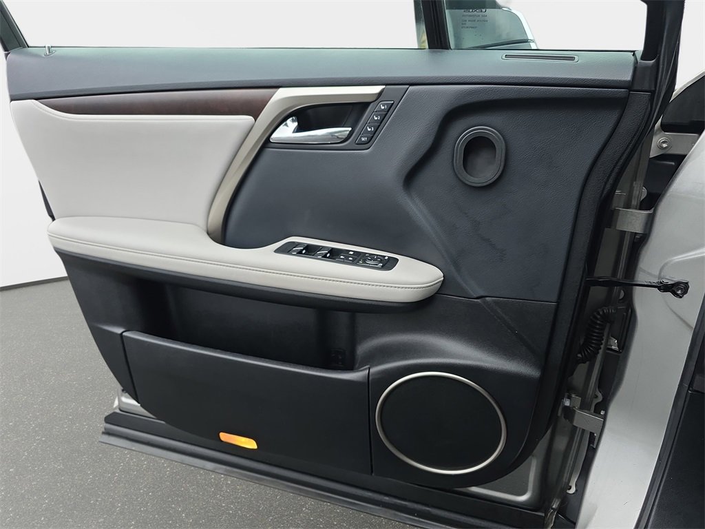 Used 2022 Lexus RX 450h AWD w/ Premium Package image 32