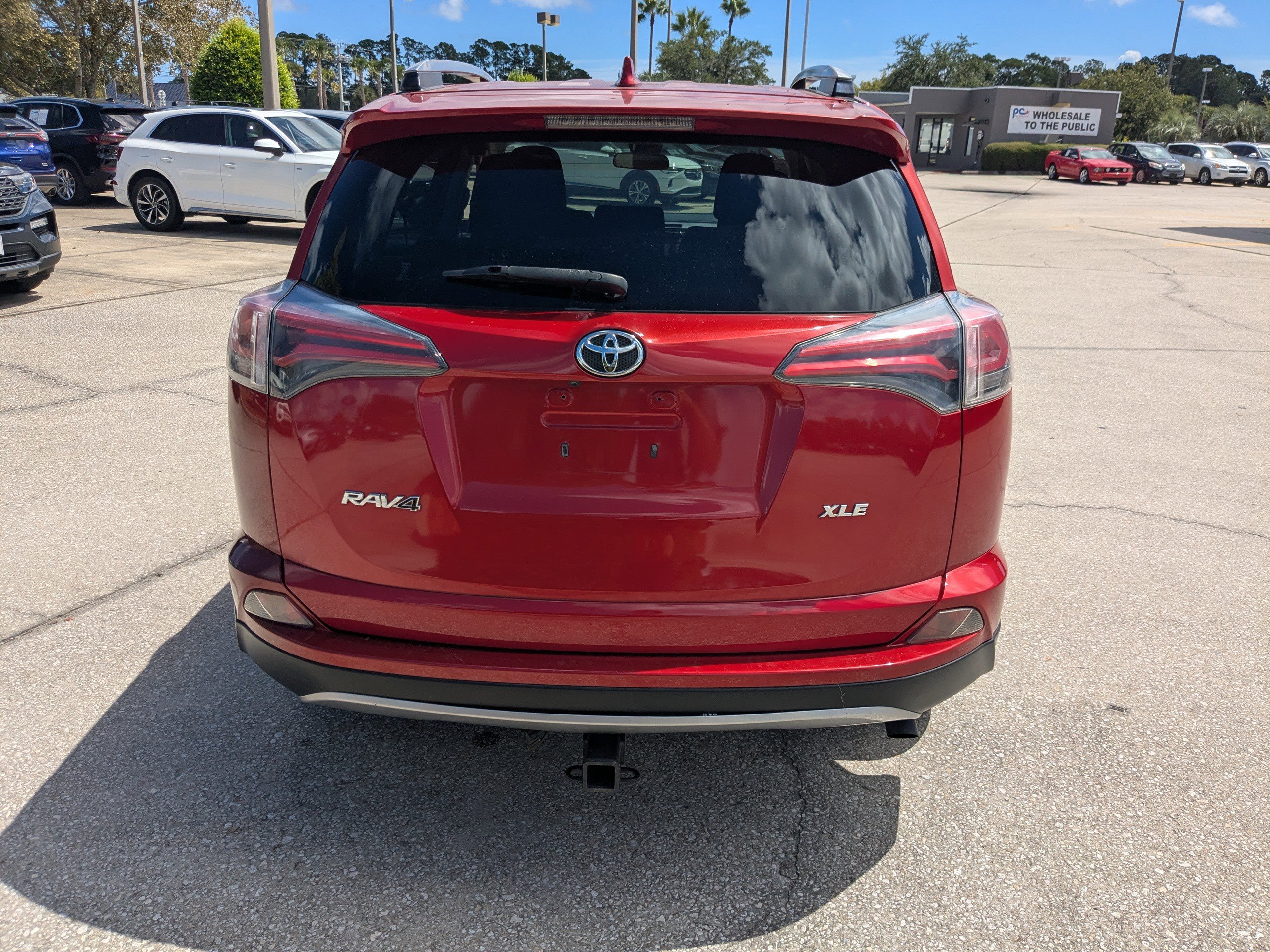 Used 2017 Toyota RAV4 XLE image 5