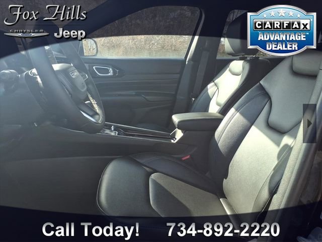 New 2026 Jeep Compass Limited image 14