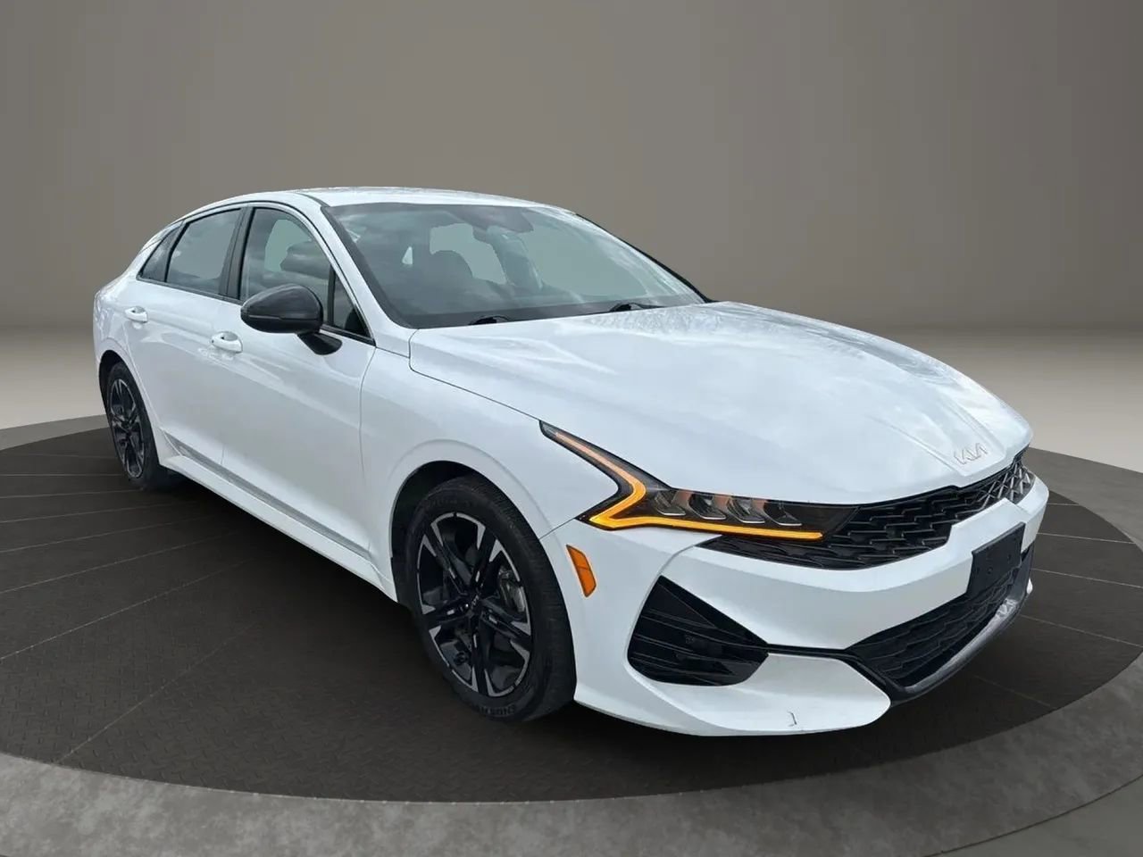 Used 2022 Kia K5 GT-Line FWD image 3