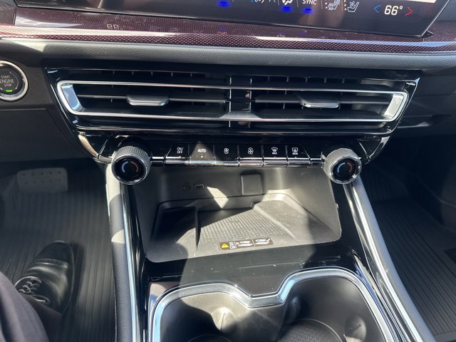 New 2026 Chevrolet Traverse RS w/ LPO, Floor Liner Package image 19