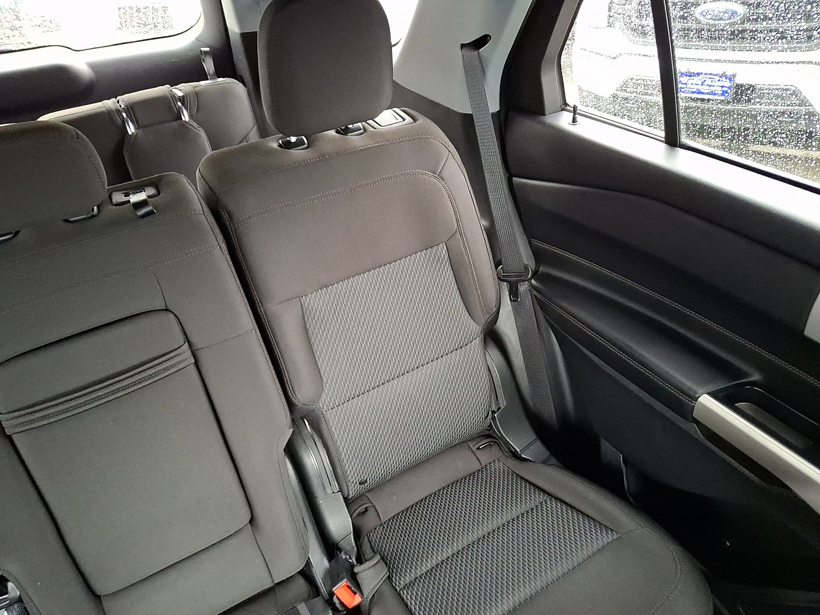 Used 2022 Ford Explorer XLT image 20