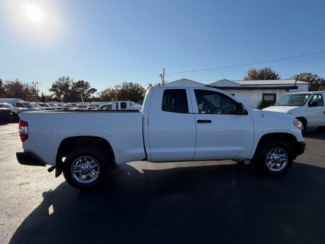 Used 2016 Toyota Tundra SR w/ Tow Package image 5