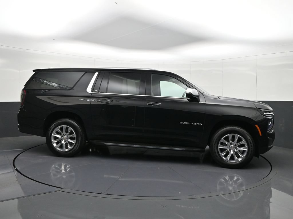 Used 2026 Chevrolet Suburban Premier AWD/4WD image 6
